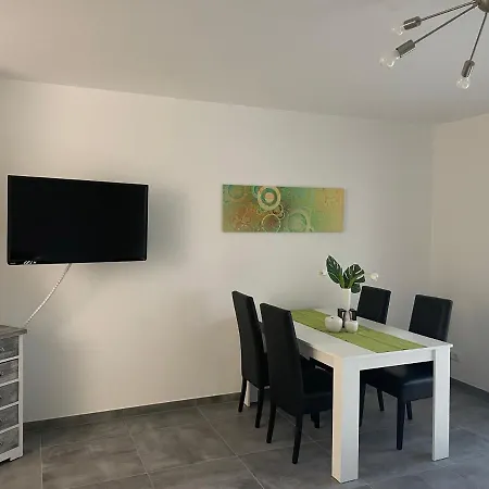Winzer Lounge Ferienwohnung Dernau