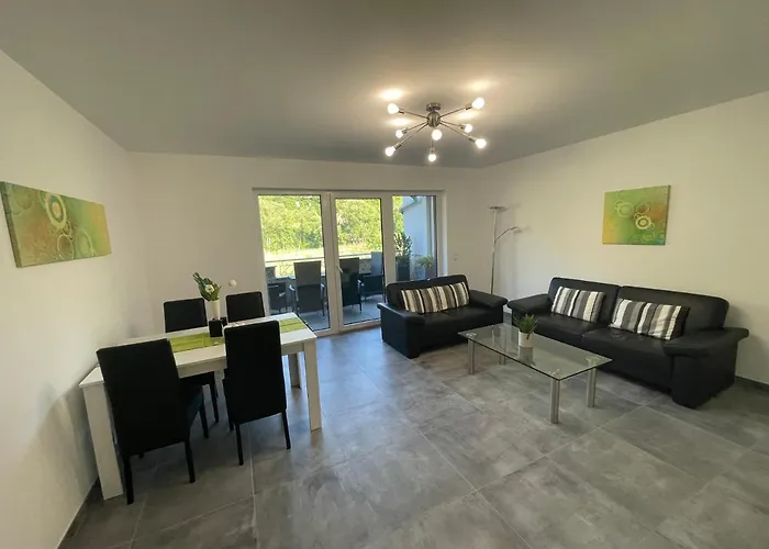 Winzer Lounge * デルナウ